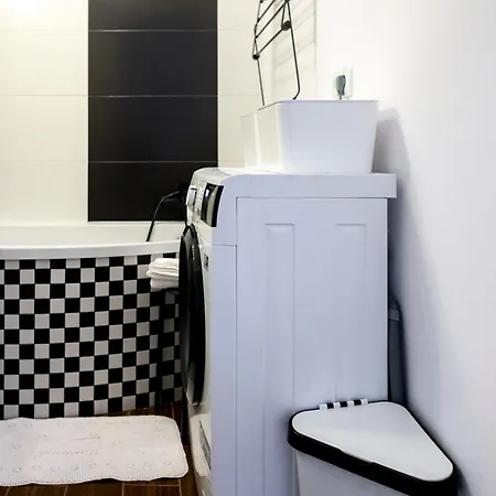 Апартаменты Iron Sunset *